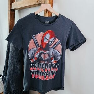 3/$20 Mens Marvel Deadpool “Believe in Yourself” Graphic Tee (Size S)